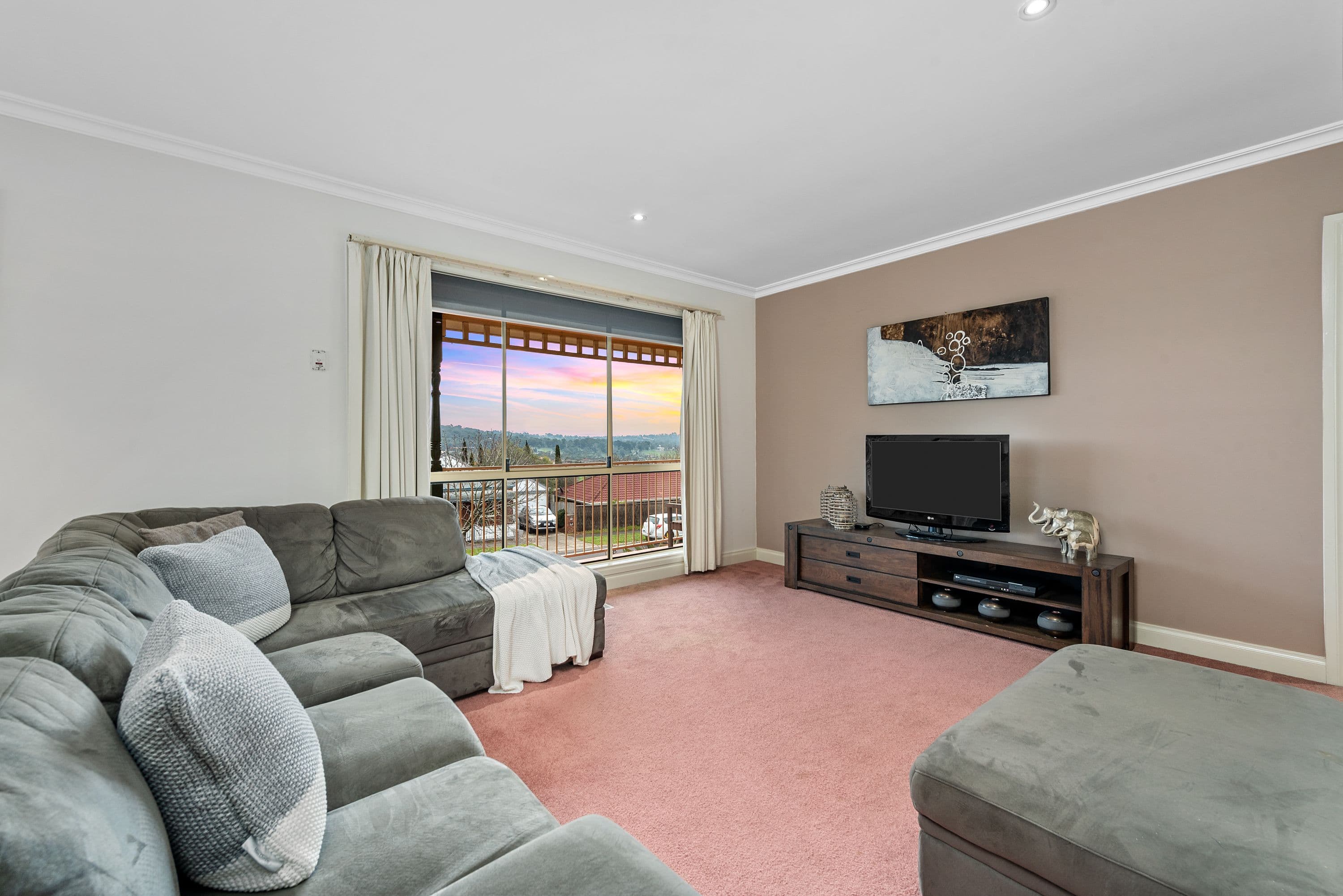 29 Delamere Drive, Chirnside Park VIC 3116, Chirnside Park - Thumbnail 2