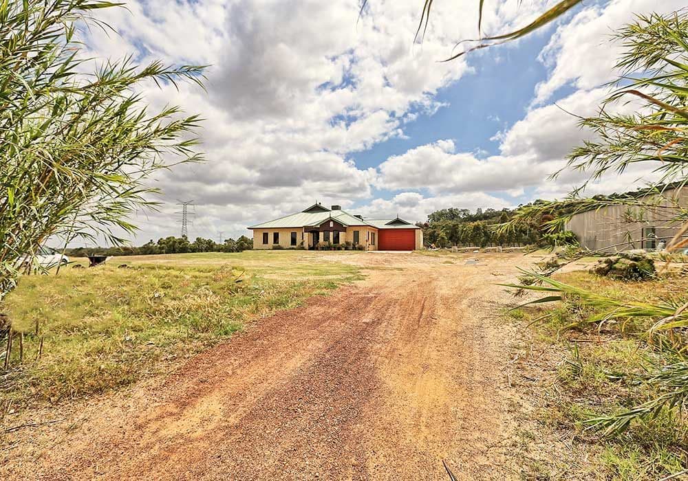 276 Gosnells Road East, ORANGE GROVE WA 6109, Orange Grove - Image 1