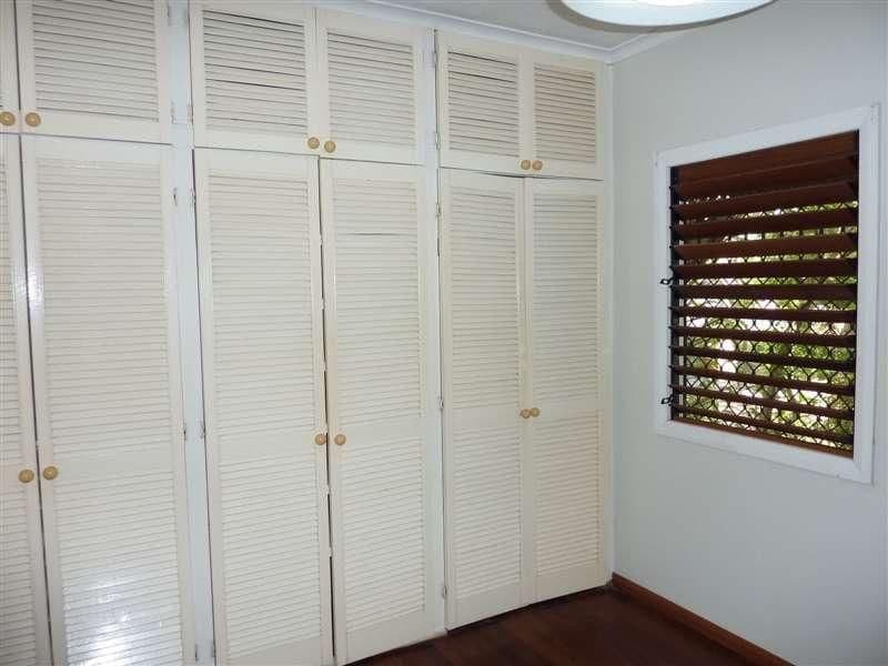 5 Poinsettia Street, HOLLOWAYS BEACH QLD 4878, Holloways Beach - Thumbnail 7