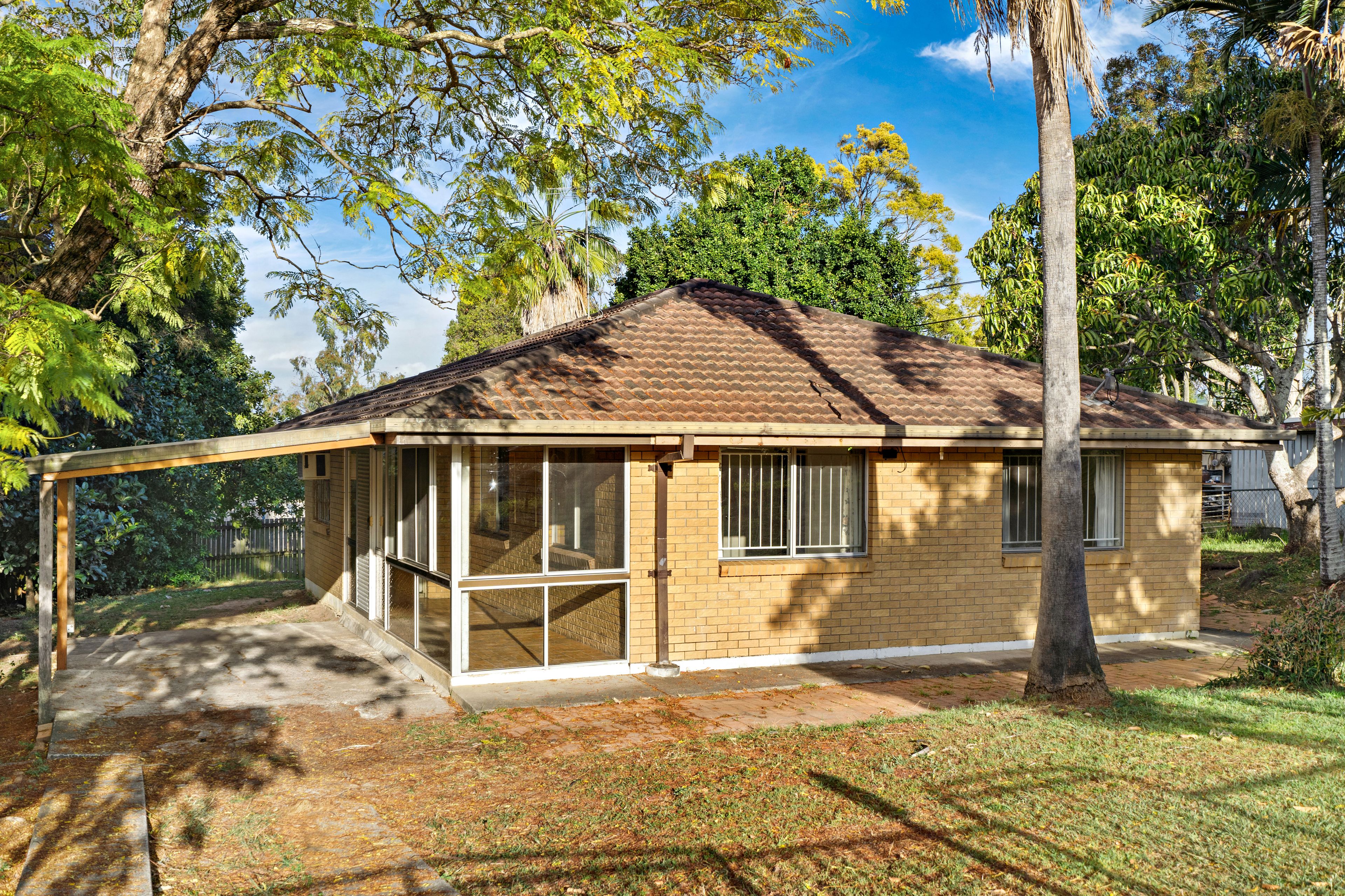 13 Balladonia Street, Woodridge QLD 4114, Woodridge - Thumbnail 2