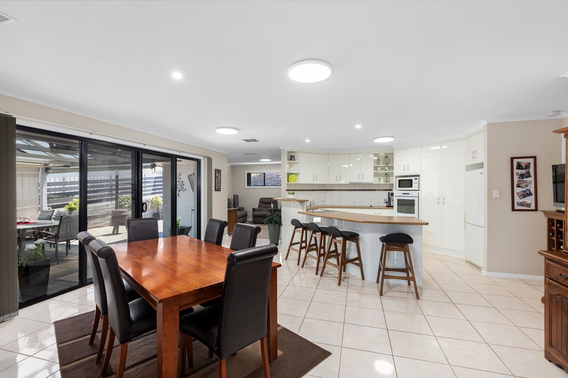 13 Marlow Court, Mount Gambier SA 5290, Mount Gambier - Thumbnail 2