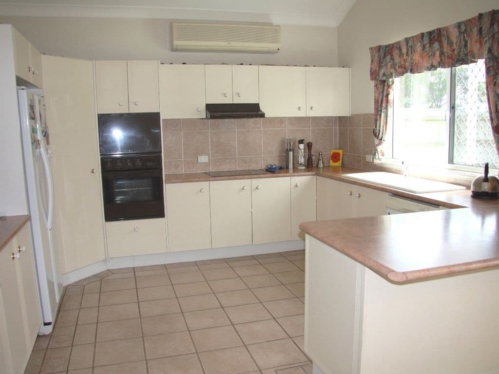 27 Redford Crescent, MCDOWALL QLD 4053, McDowall - Thumbnail 6