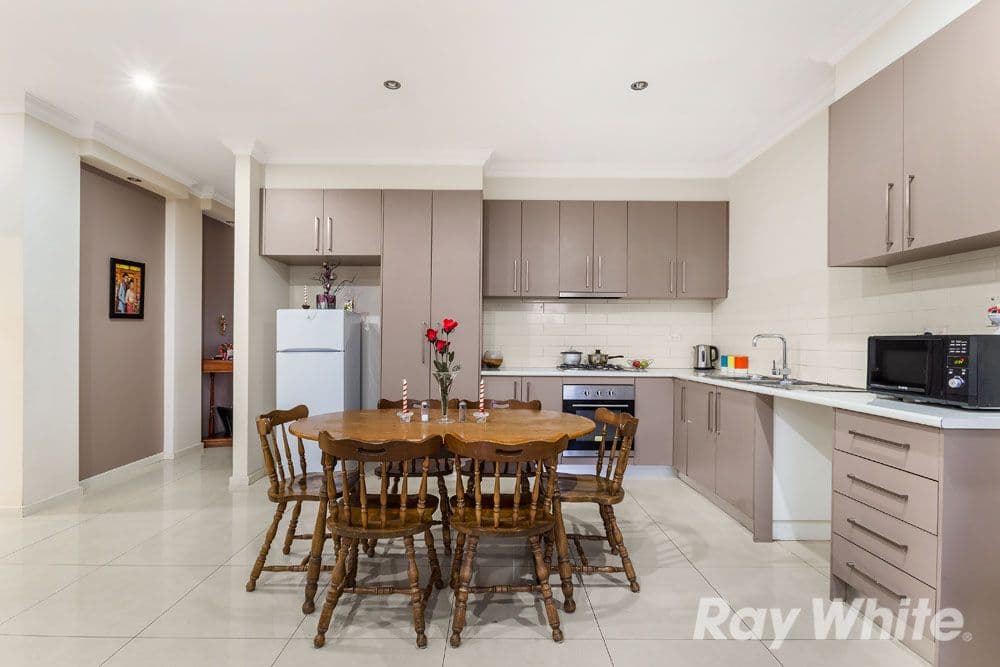 7 Old Plenty Road, South Morang VIC 3752, South Morang - Thumbnail 2
