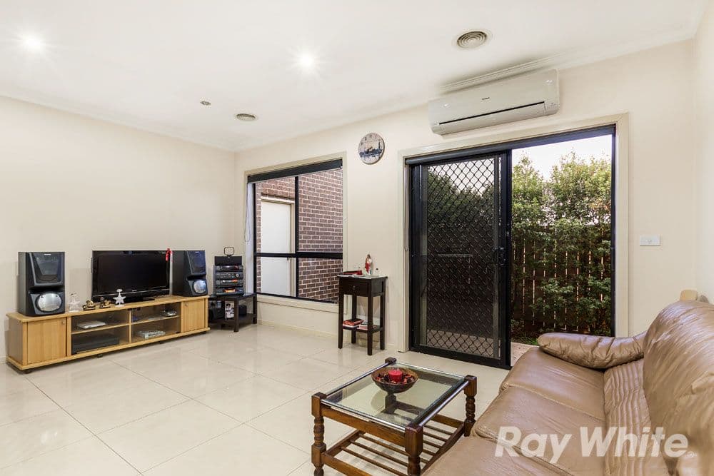 7 Old Plenty Road, South Morang VIC 3752, South Morang - Thumbnail 3