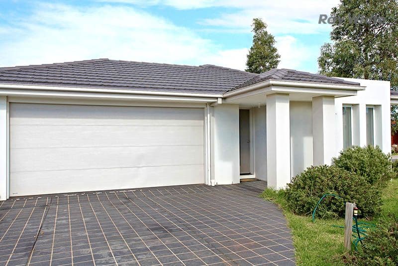 2 HAMISH Drive, TARNEIT VIC 3029, Tarneit - Thumbnail 2