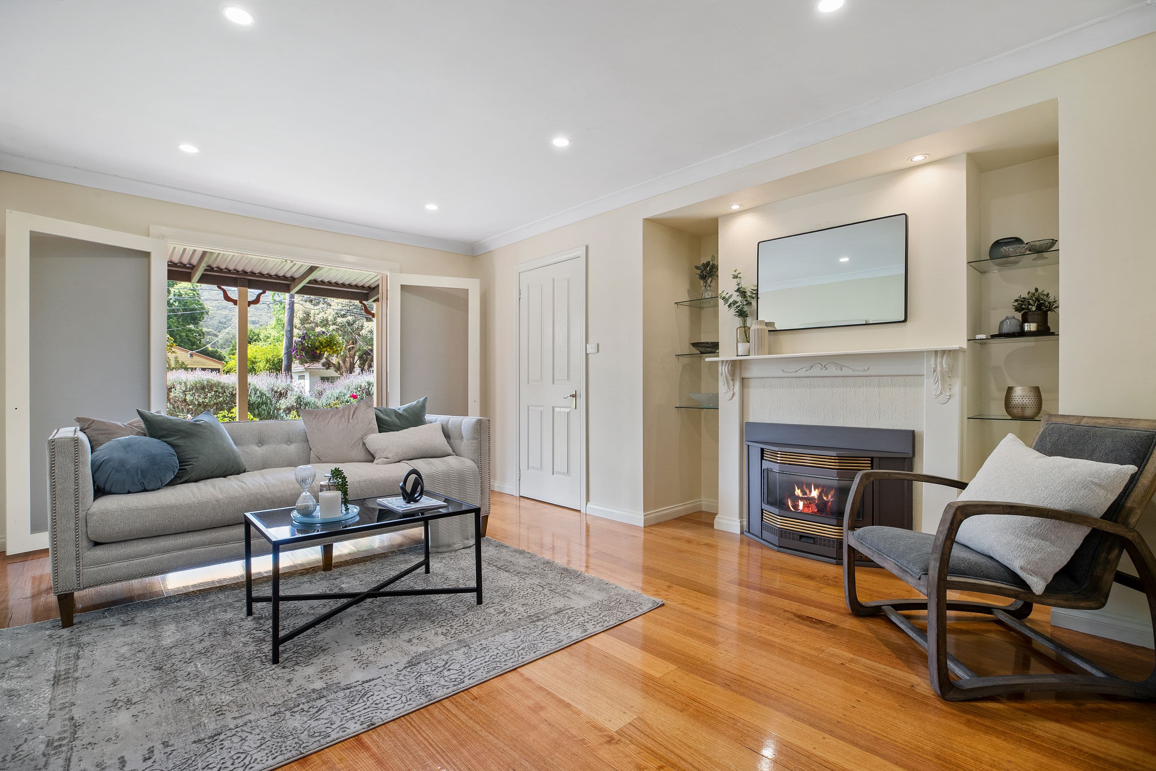 41 Rollings Road, Upper Ferntree Gully VIC 3156, Upper Ferntree Gully - Thumbnail 2