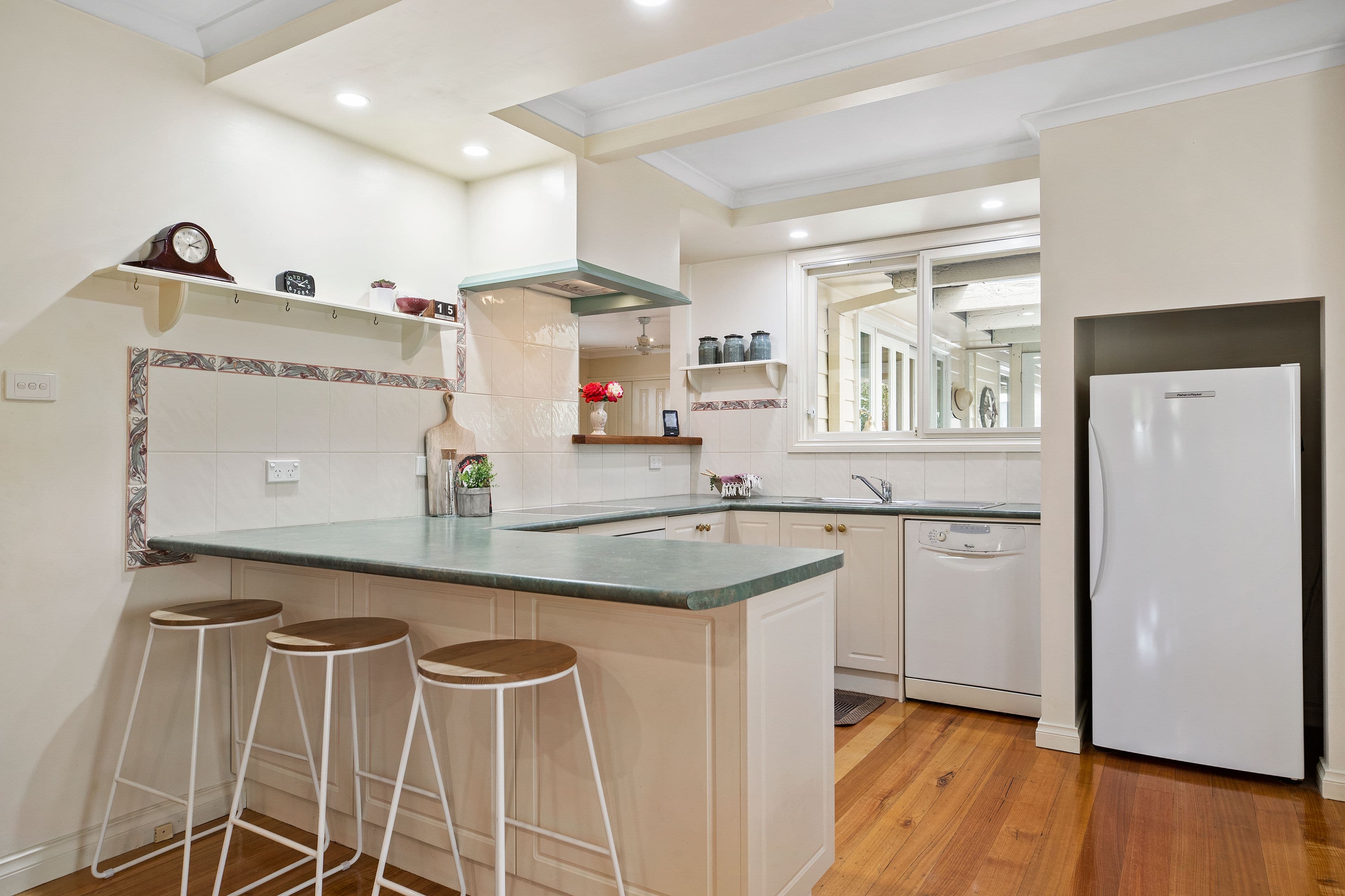 41 Rollings Road, Upper Ferntree Gully VIC 3156, Upper Ferntree Gully - Thumbnail 4