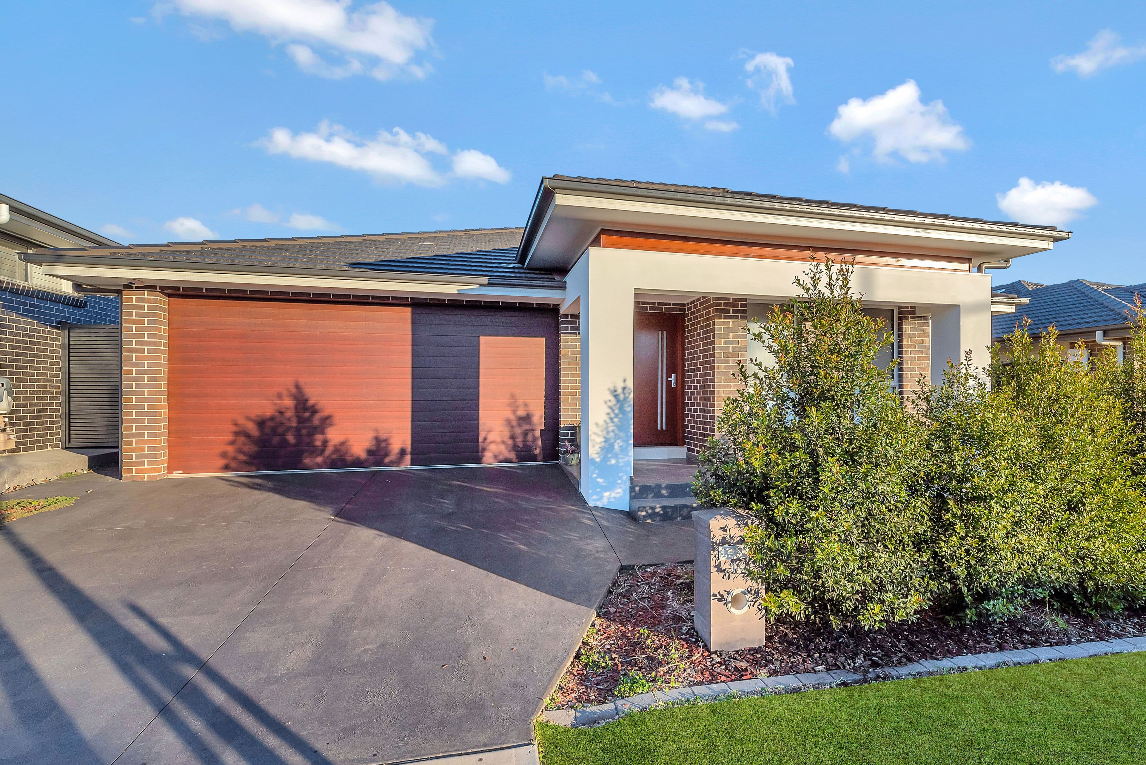 16 Richards Loop, Oran Park - Image 1