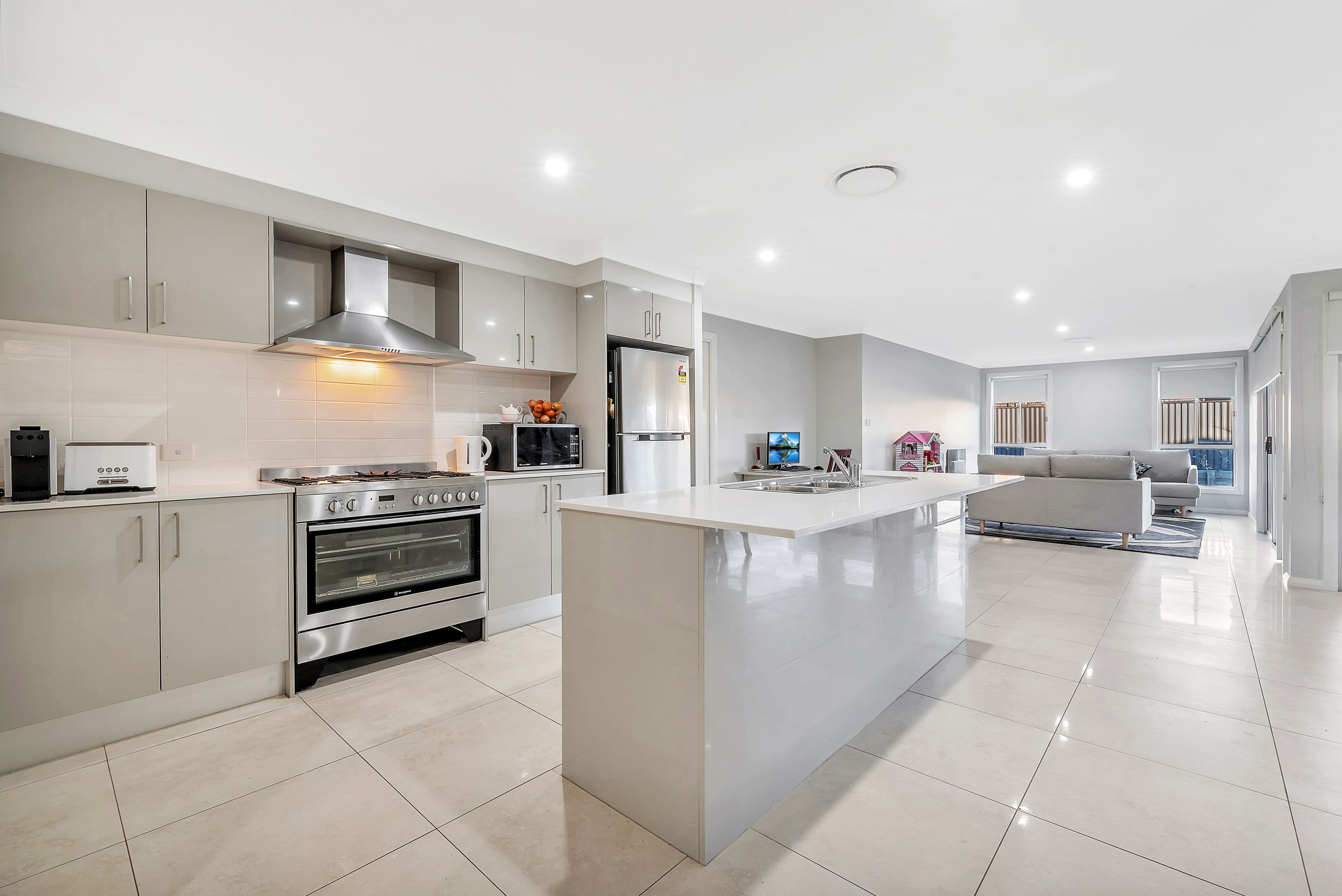 16 Richards Loop, Oran Park - Thumbnail 5