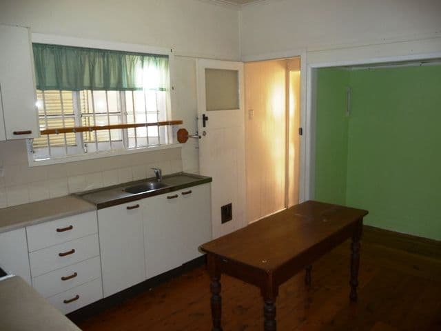 64  Graceville Avenue, GRACEVILLE QLD 4075, Graceville - Thumbnail 3