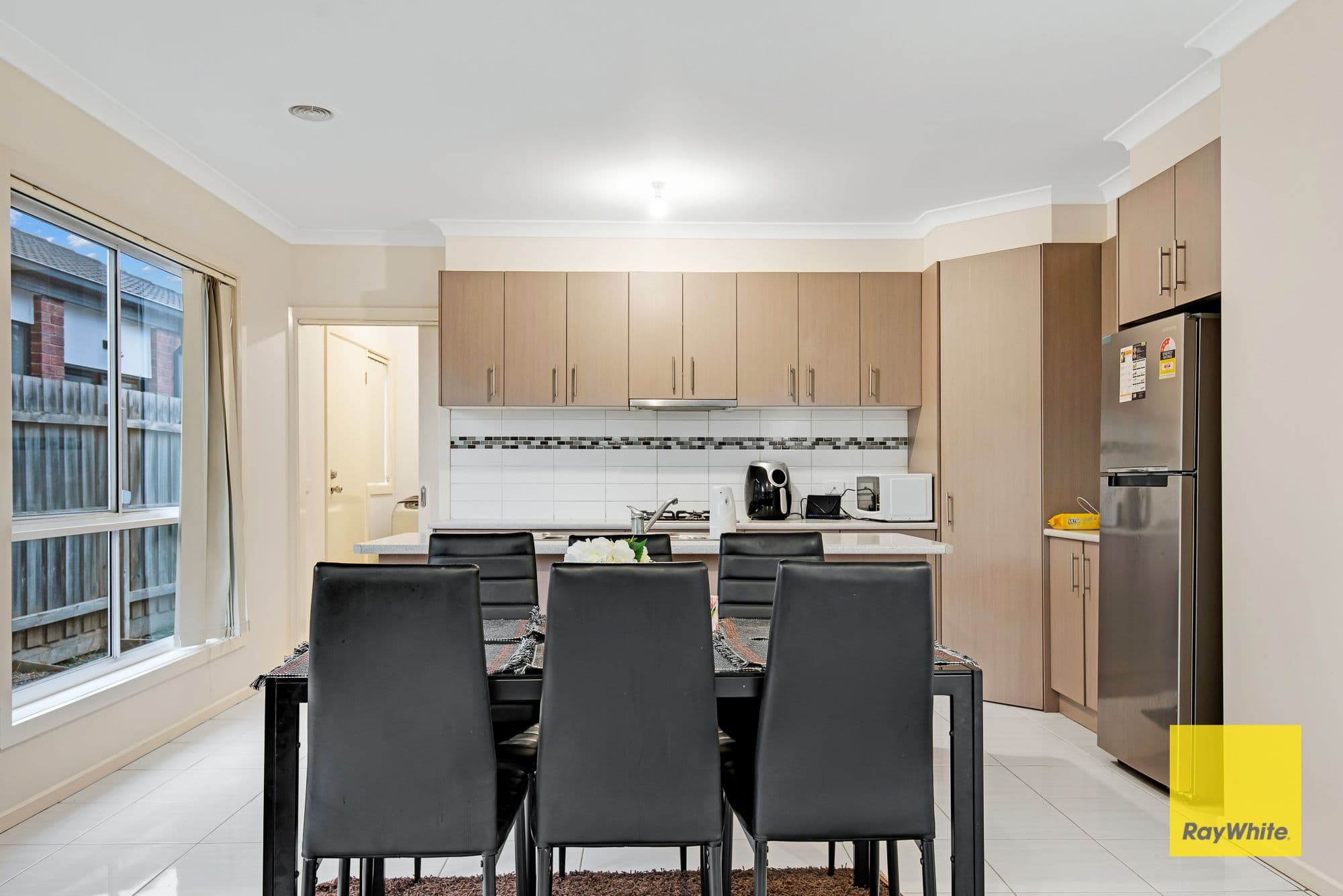 3 Finchley Park Crescent, Tarneit VIC 3029, Tarneit - Thumbnail 5