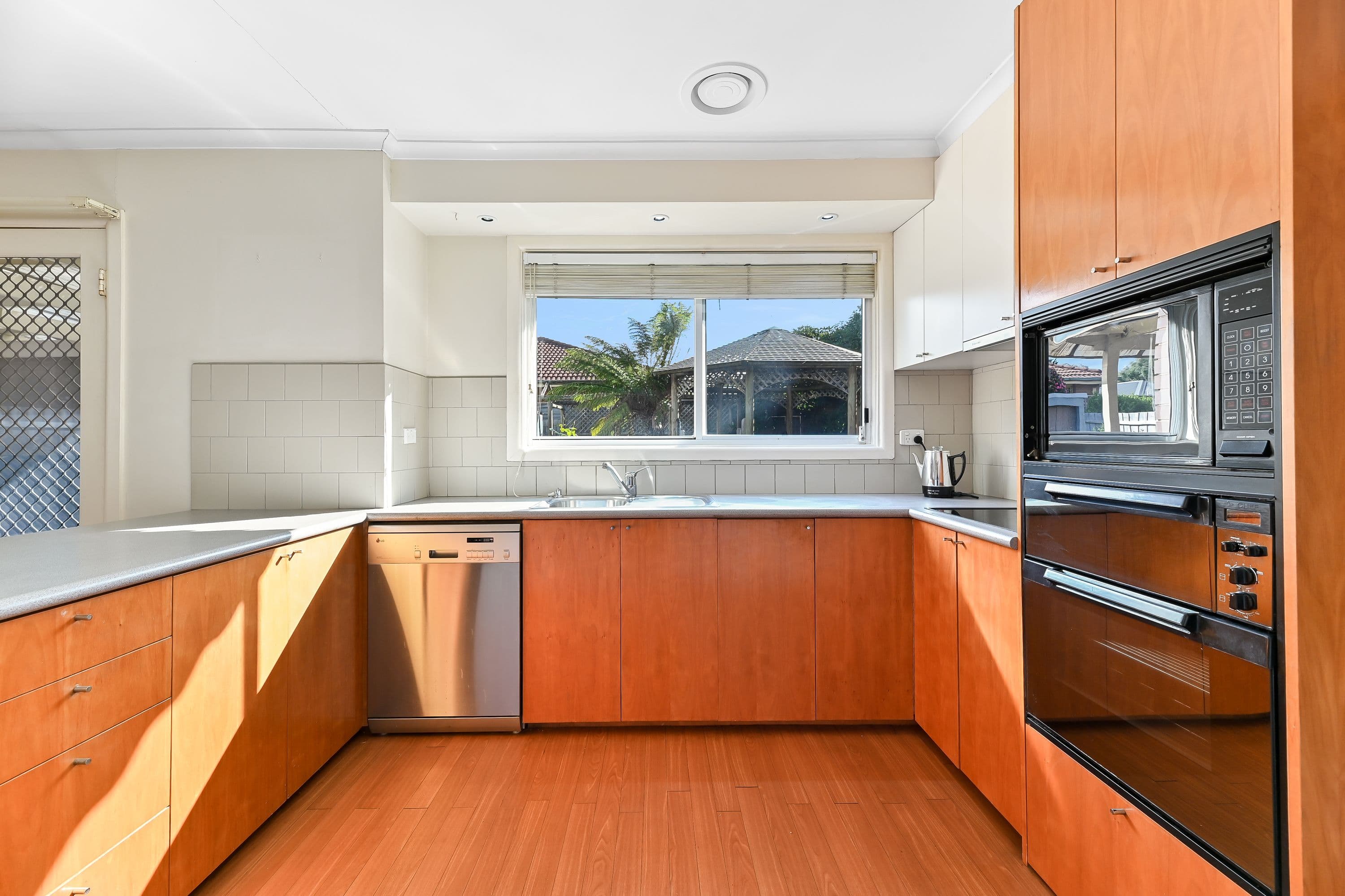 5 Kellaway Street, Mount Waverley VIC 3149, Mount Waverley - Thumbnail 3