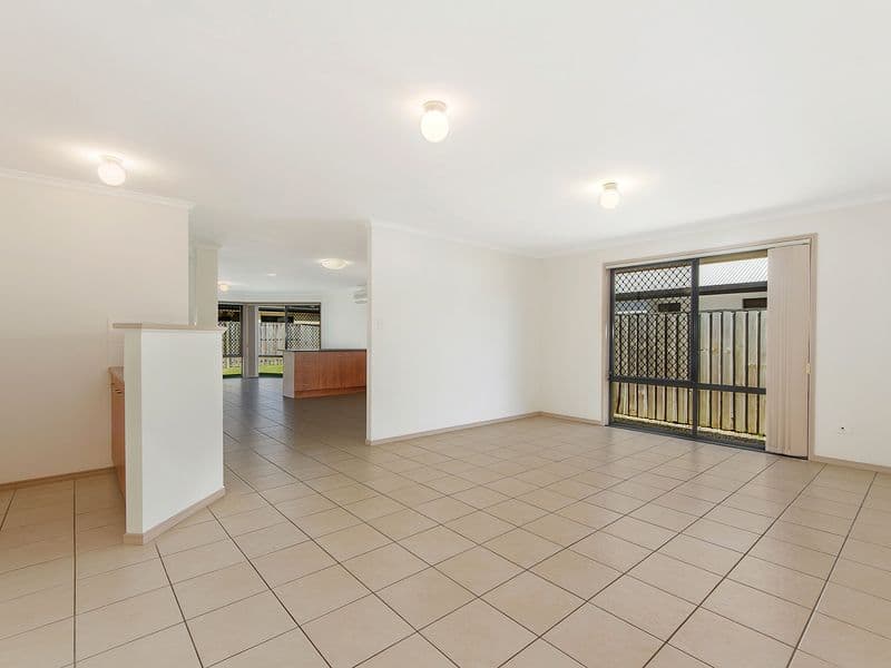 9 Essen Place, Oxenford QLD 4210, Oxenford - Thumbnail 5