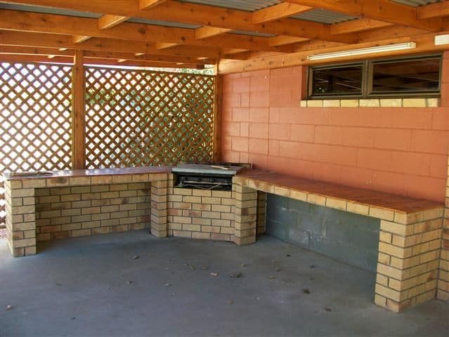44 Taylor Street, ROMA QLD 4455, Roma - Thumbnail 3