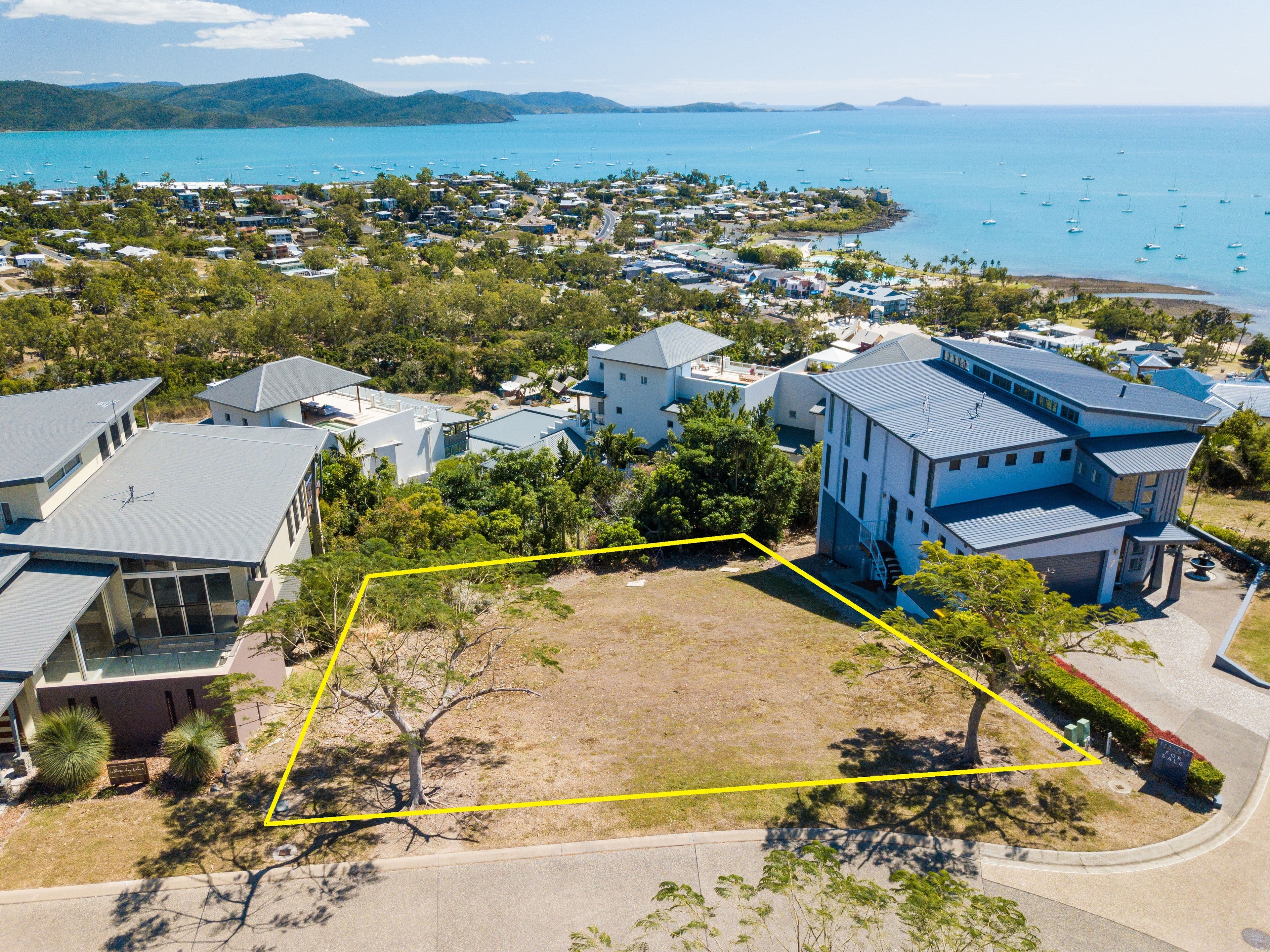 7 Airlie View, Airlie Beach QLD 4802, Airlie Beach - Image 1