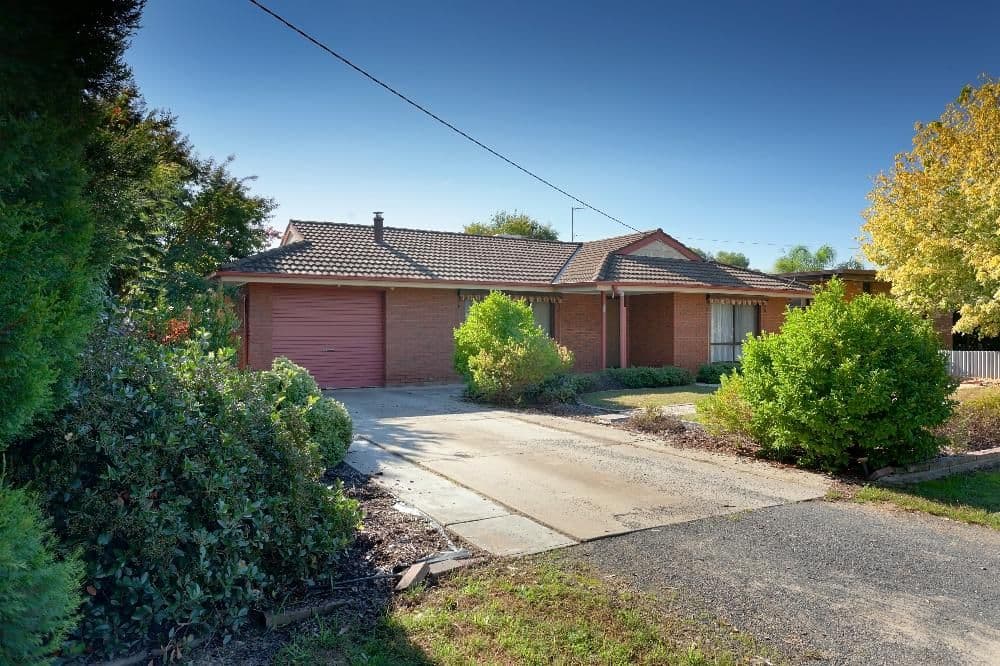 73 Wood Street, JINDERA NSW 2642, Jindera - Image 1