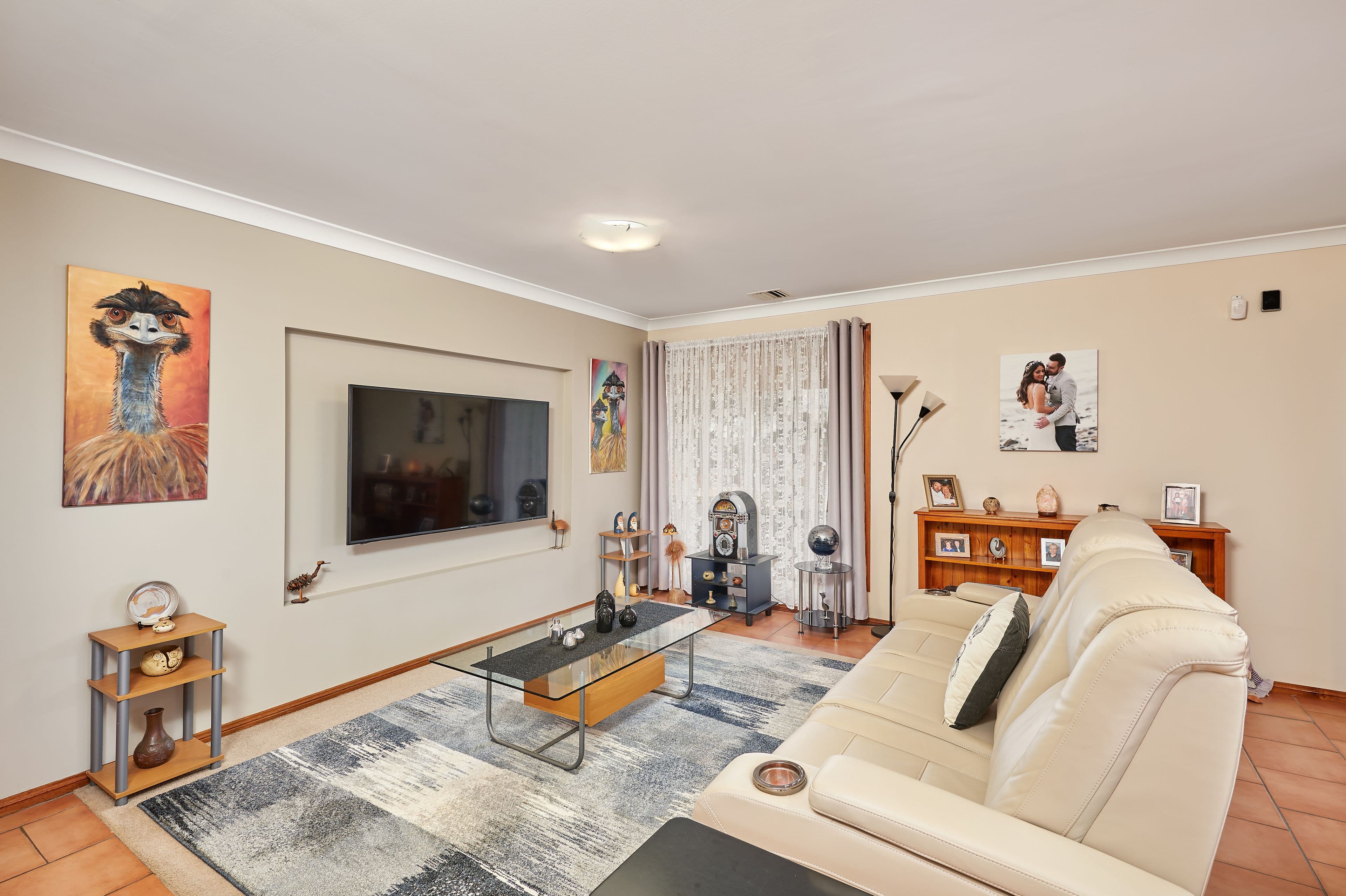 2 Kirrang Avenue, Glenfield Park - Thumbnail 3