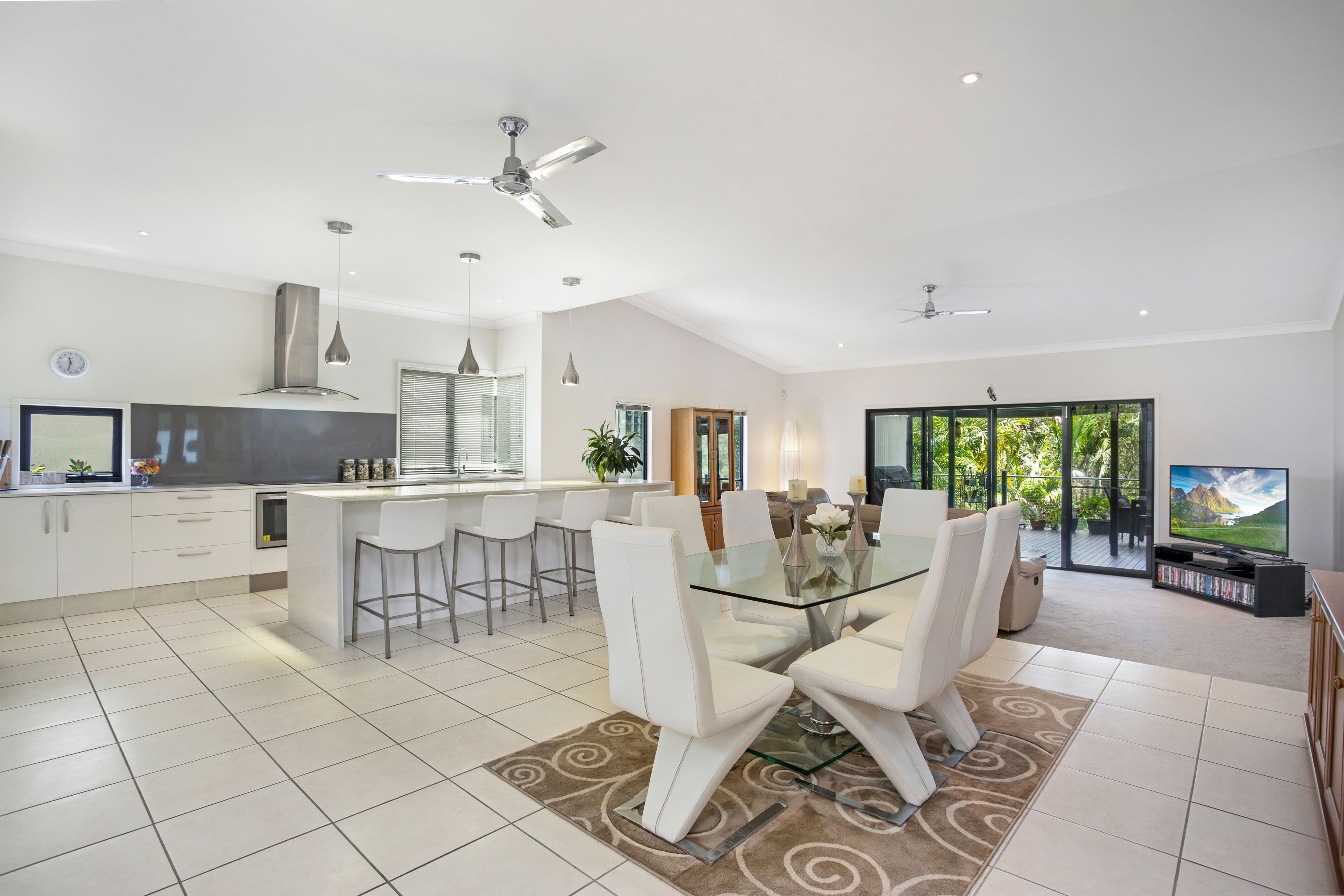322 Ron Penhaligon Way, Robina QLD 4226, Robina - Thumbnail 2