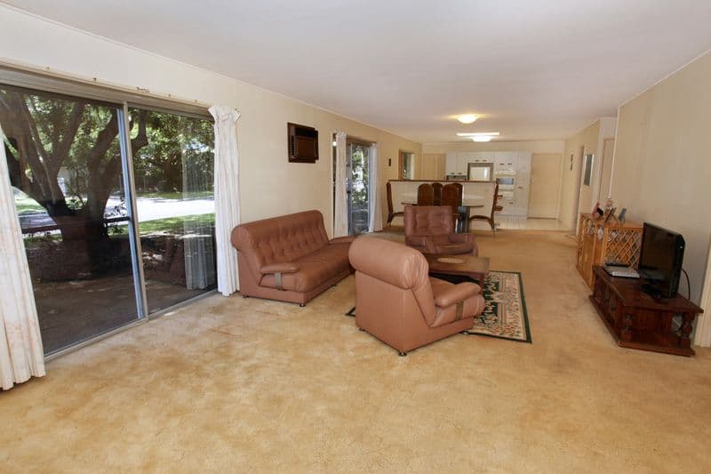 37  Surf Road, ALEXANDRA HEADLAND QLD 4572, Alexandra Headland - Thumbnail 2