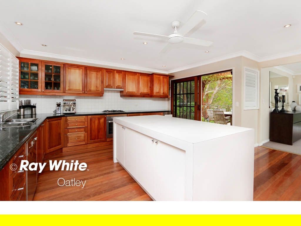 25a Kitchener Street, OATLEY NSW 2223, Oatley - Thumbnail 2