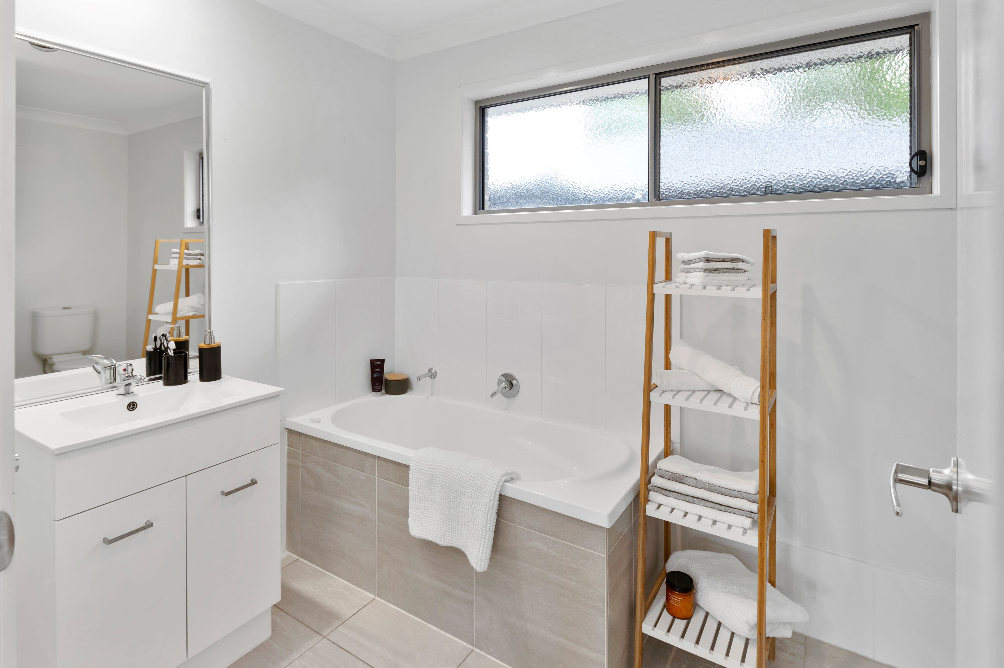 14 Wilmot Place, Helensvale QLD 4212, Helensvale - Thumbnail 7
