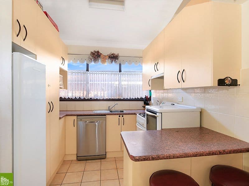 57 Captain Cook Drive, Barrack Heights - Thumbnail 2