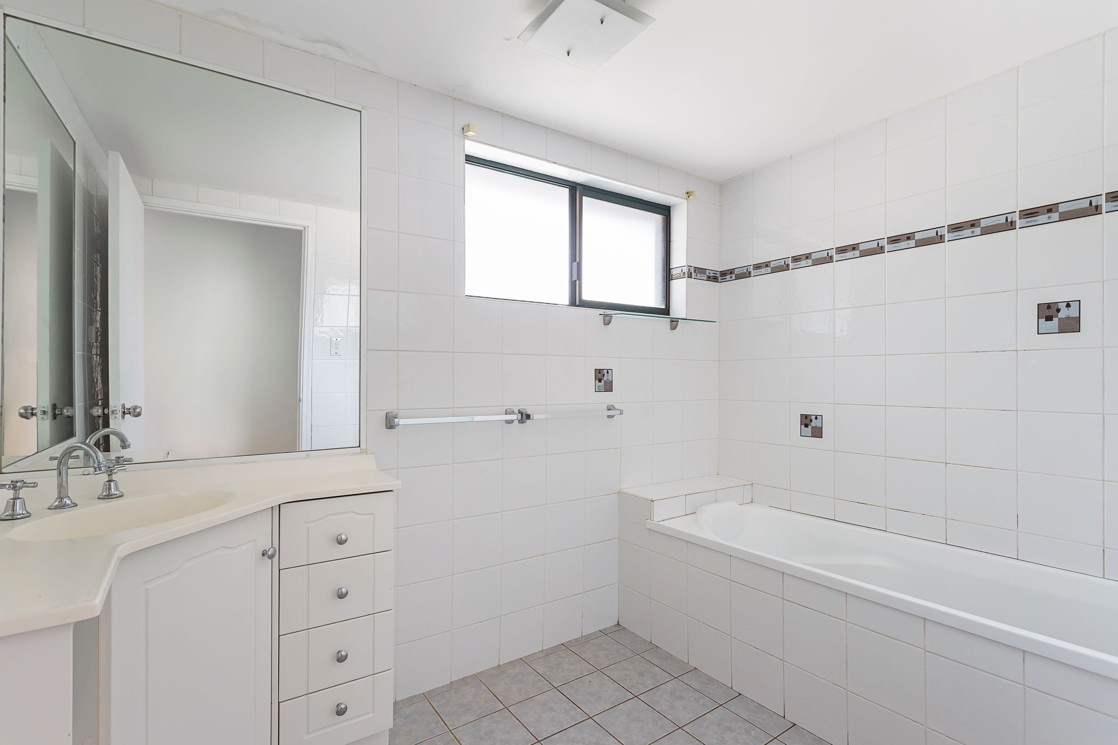 9 Neill Road, Mooloolah Valley QLD 4553, Mooloolah Valley - Thumbnail 5