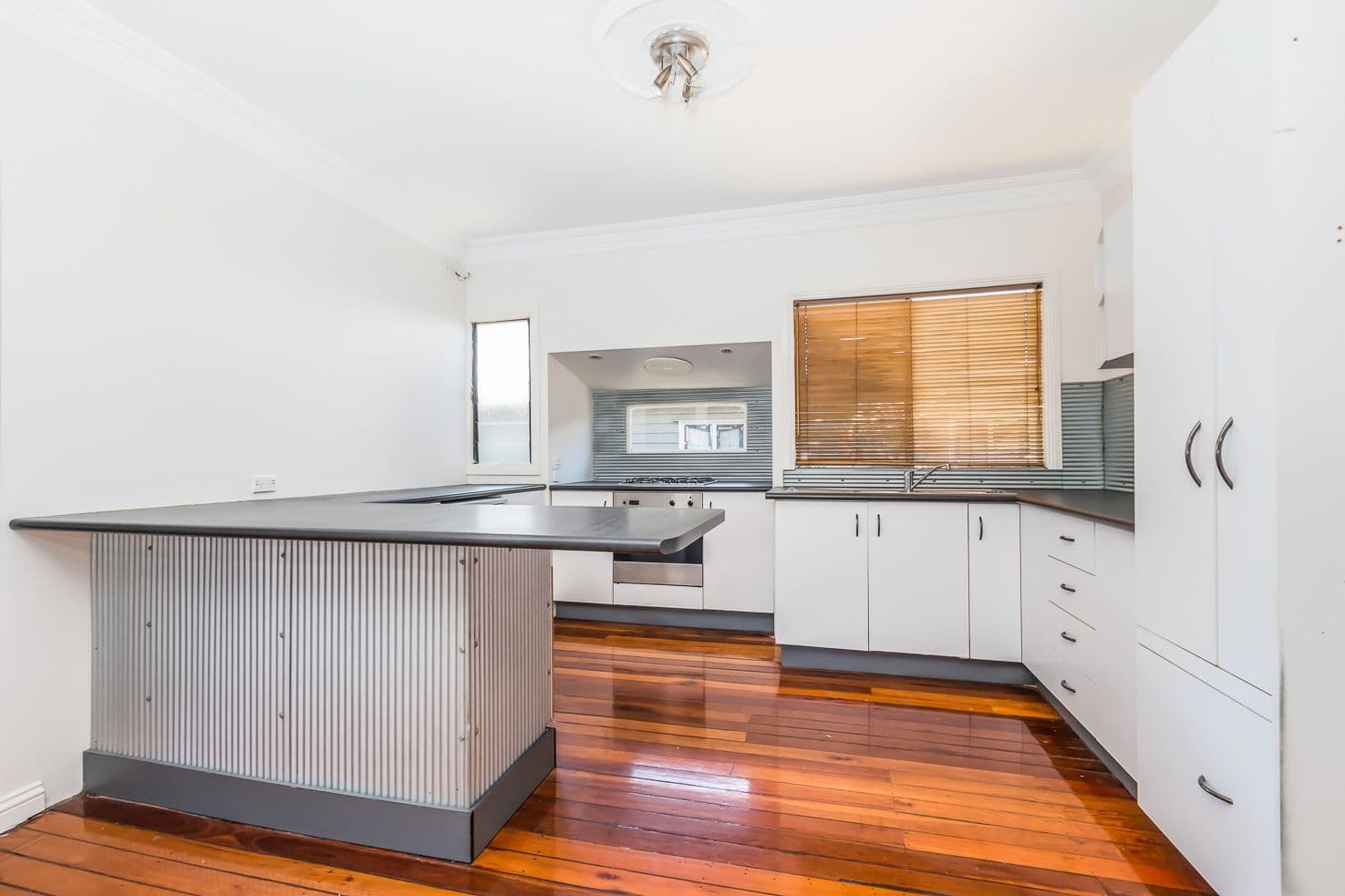 76 Dawson Road, Upper Mount Gravatt QLD 4122, Upper Mount Gravatt - Thumbnail 3