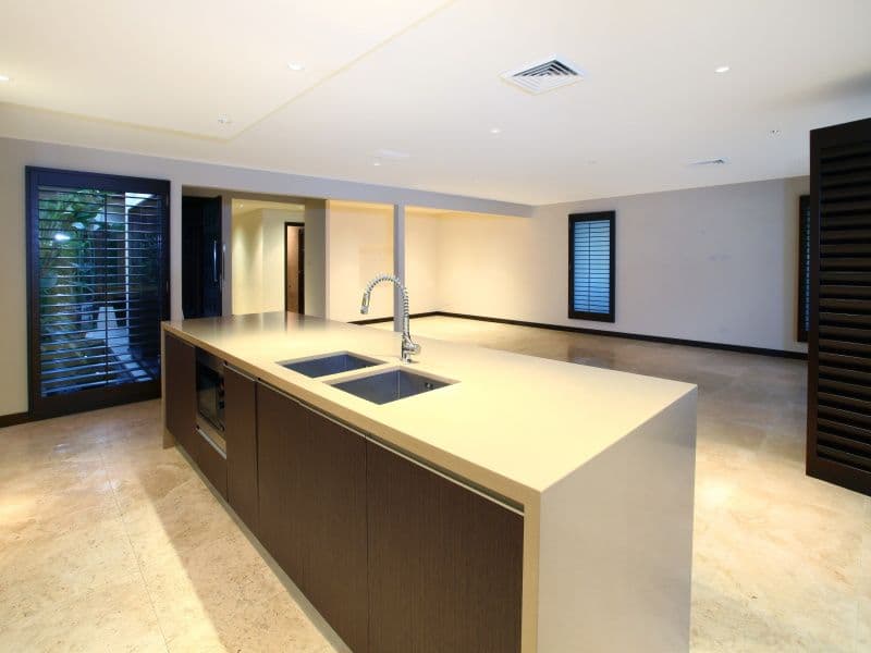 30 Remo Street, ISLE OF CAPRI QLD 4217, Isle Of Capri - Thumbnail 5