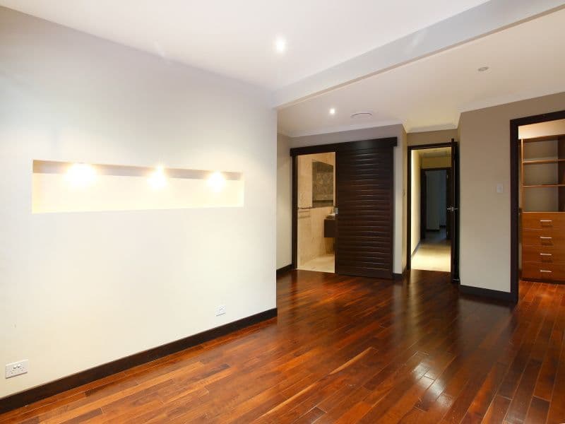 30 Remo Street, ISLE OF CAPRI QLD 4217, Isle Of Capri - Thumbnail 8
