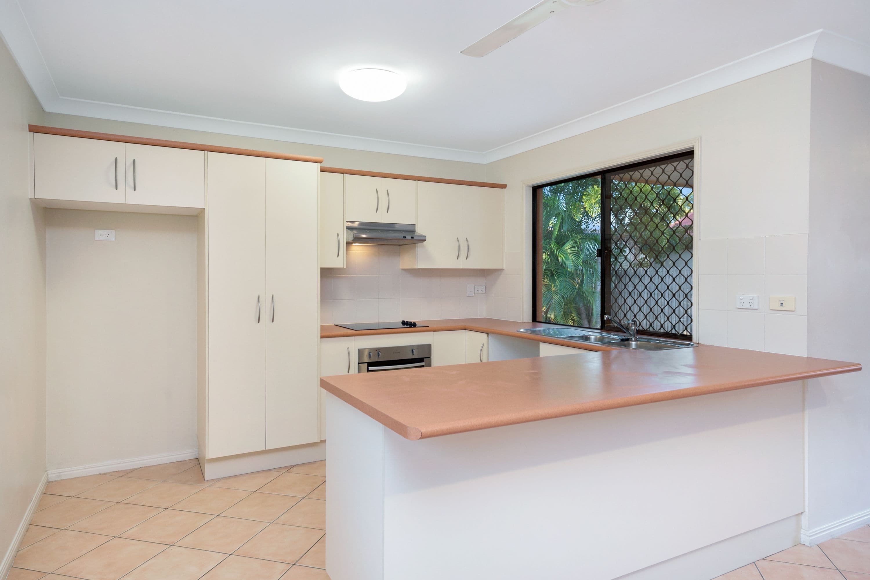 4 Monteray Way, Kirwan QLD 4817, Kirwan - Thumbnail 3