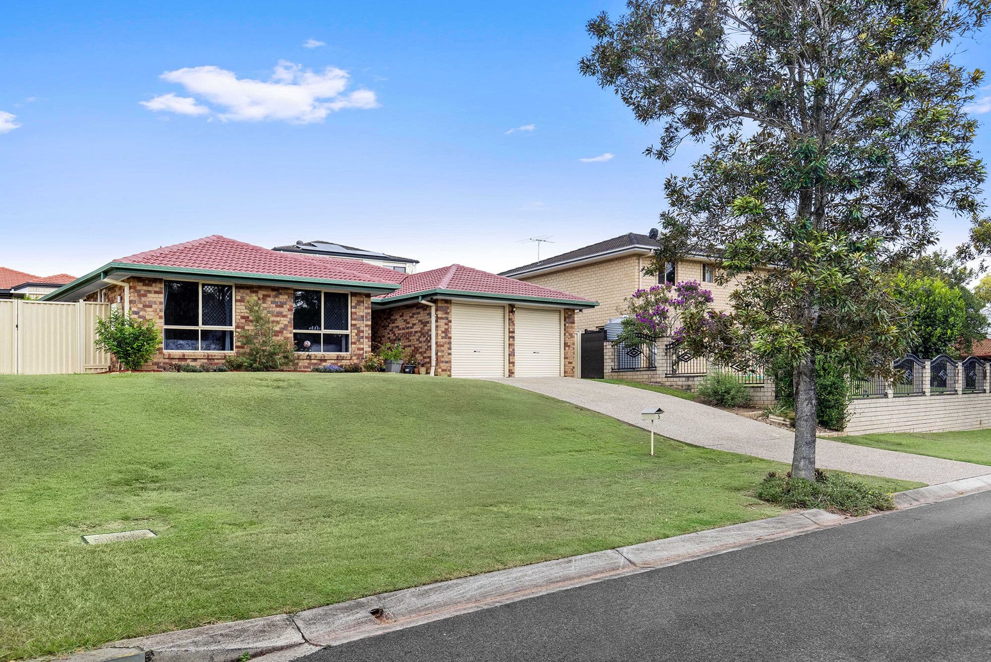 5 Hazlehead Place, Oxley QLD 4075, Oxley - Thumbnail 2