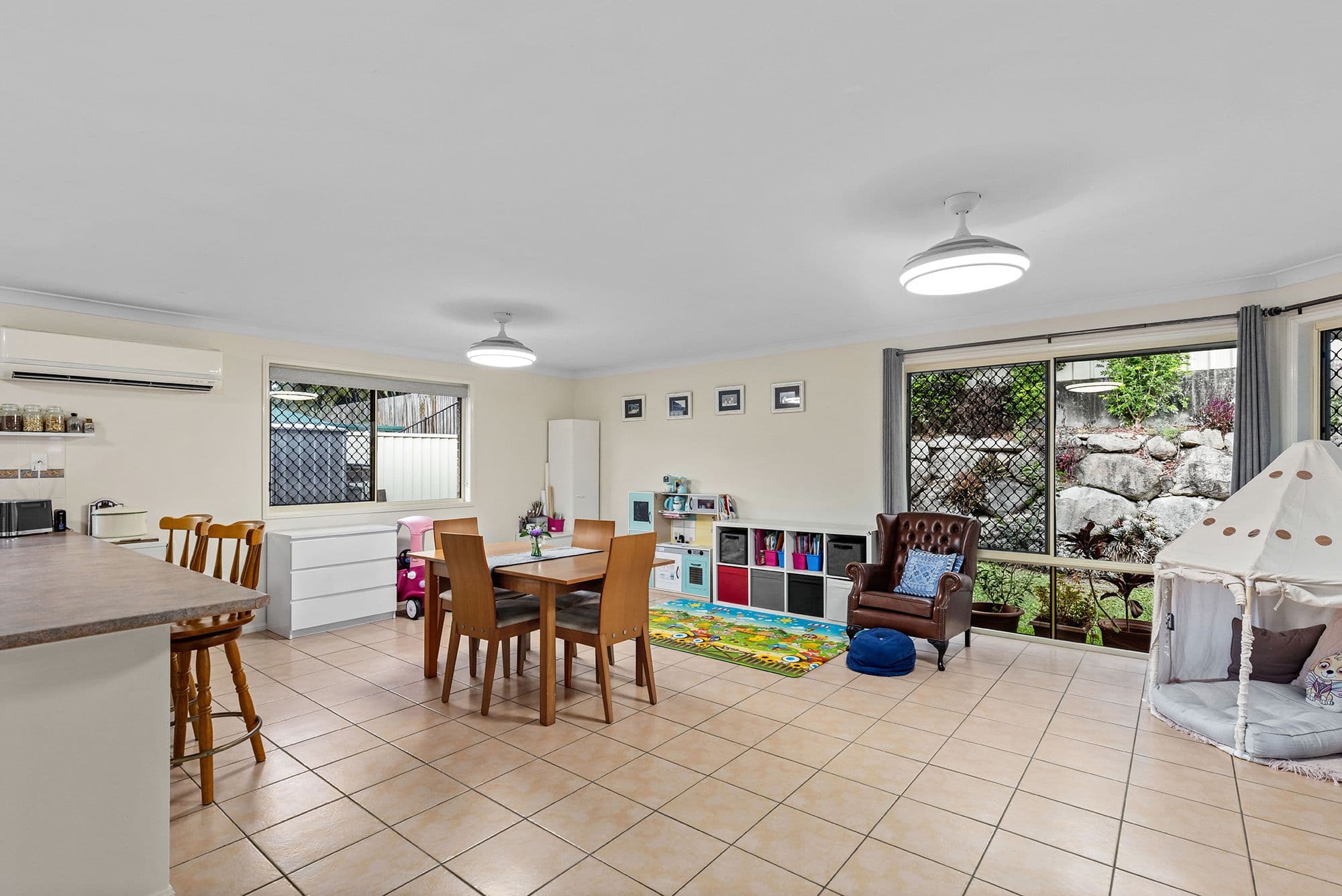 5 Hazlehead Place, Oxley QLD 4075, Oxley - Thumbnail 7