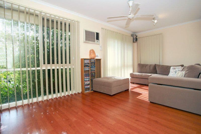 4 Annand Close, CRANBOURNE VIC 3977, Cranbourne West - Thumbnail 3