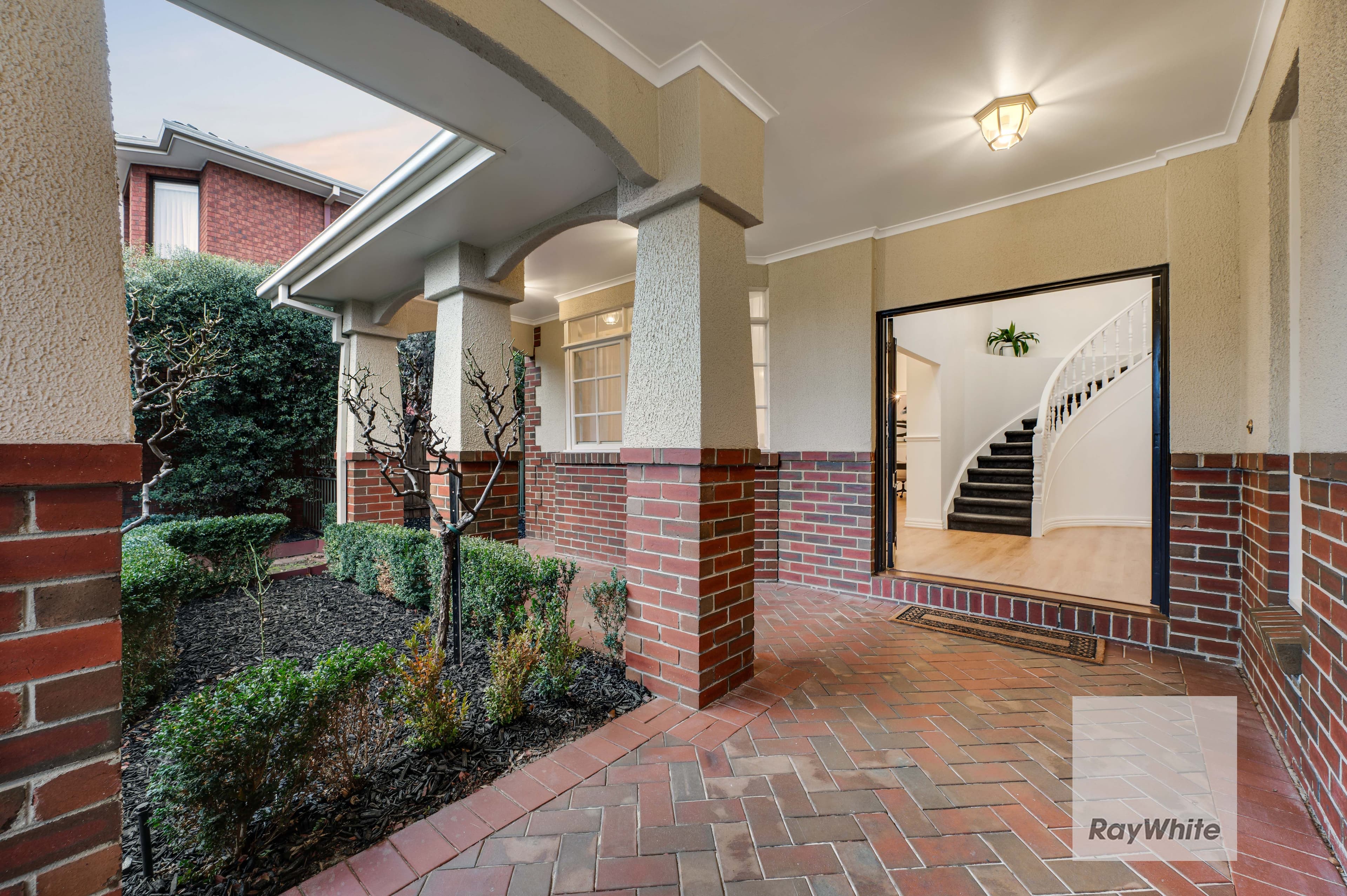 40 Hartley Crescent, Greenvale VIC 3059, Greenvale - Thumbnail 2