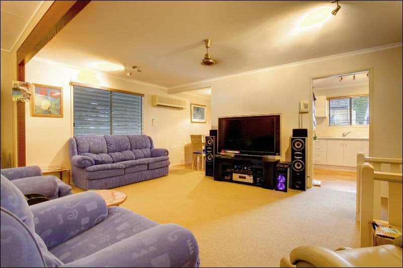1 Karanya Street, MOUNT LOUISA QLD 4814, Mount Louisa - Thumbnail 2