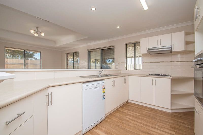 92a Campbell Street, West Lamington WA 6430, Lamington - Thumbnail 2