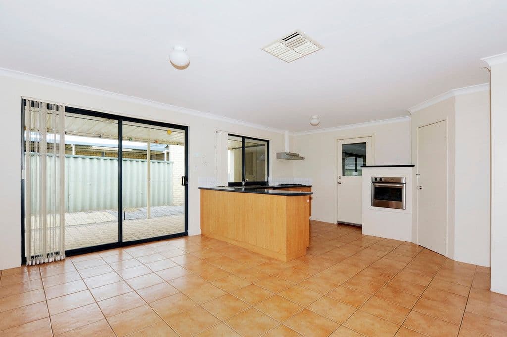 4 Busan Way, PORT KENNEDY WA 6172, Port Kennedy - Thumbnail 6