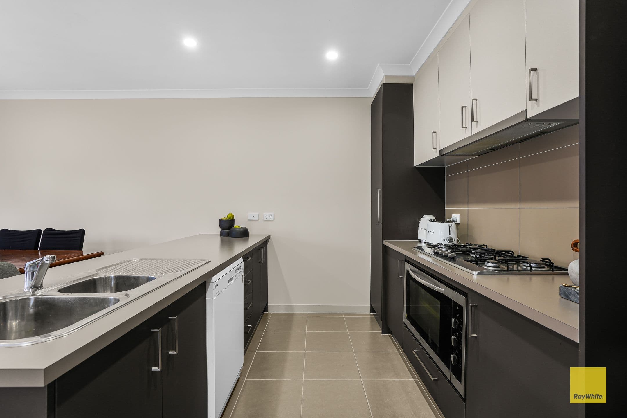 1 Keats Way, FRASER RISE VIC 3336, Fraser Rise - Thumbnail 3