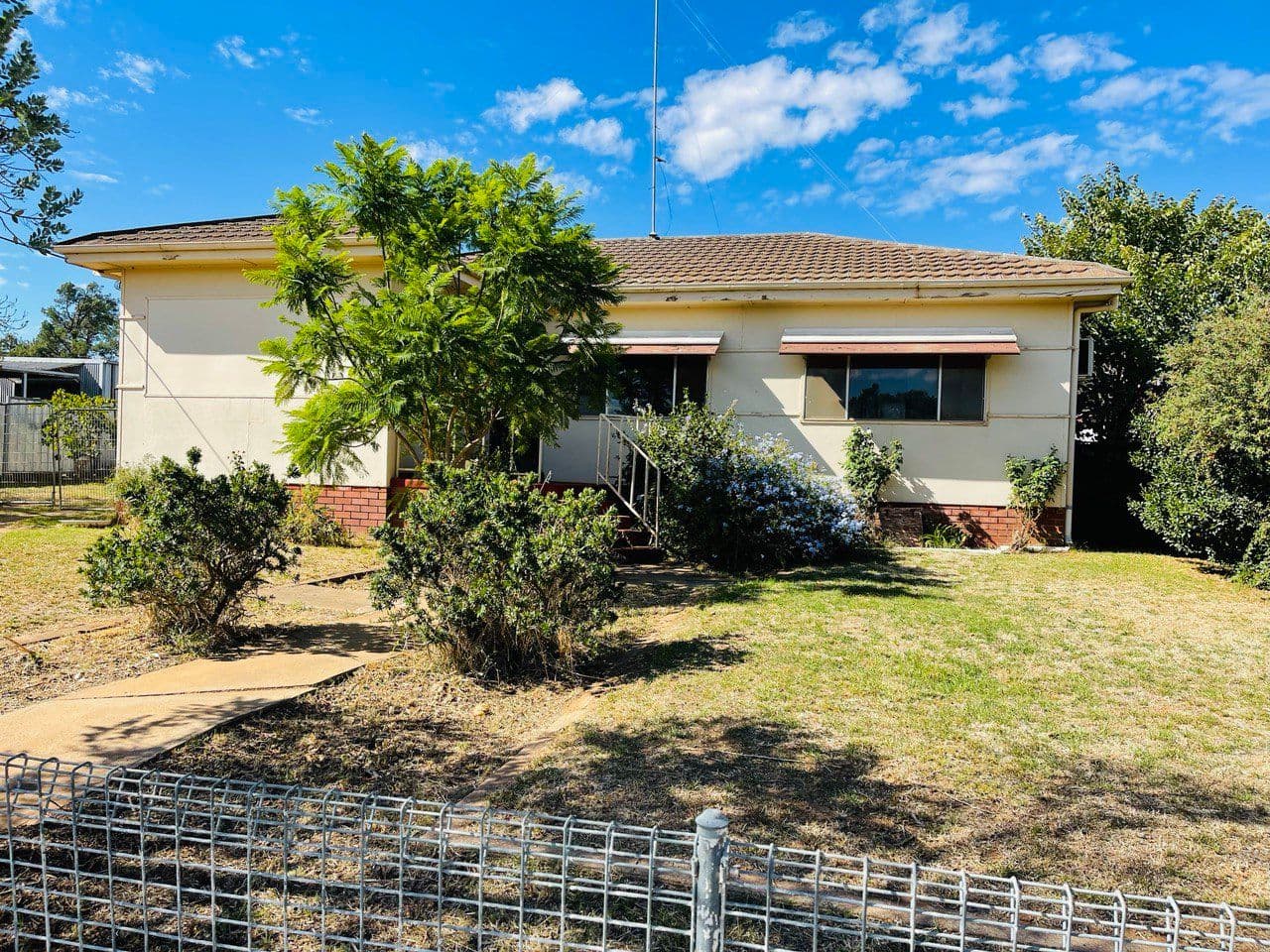 61 McDonnell Street, Condobolin NSW 2877, Condobolin - Image 1