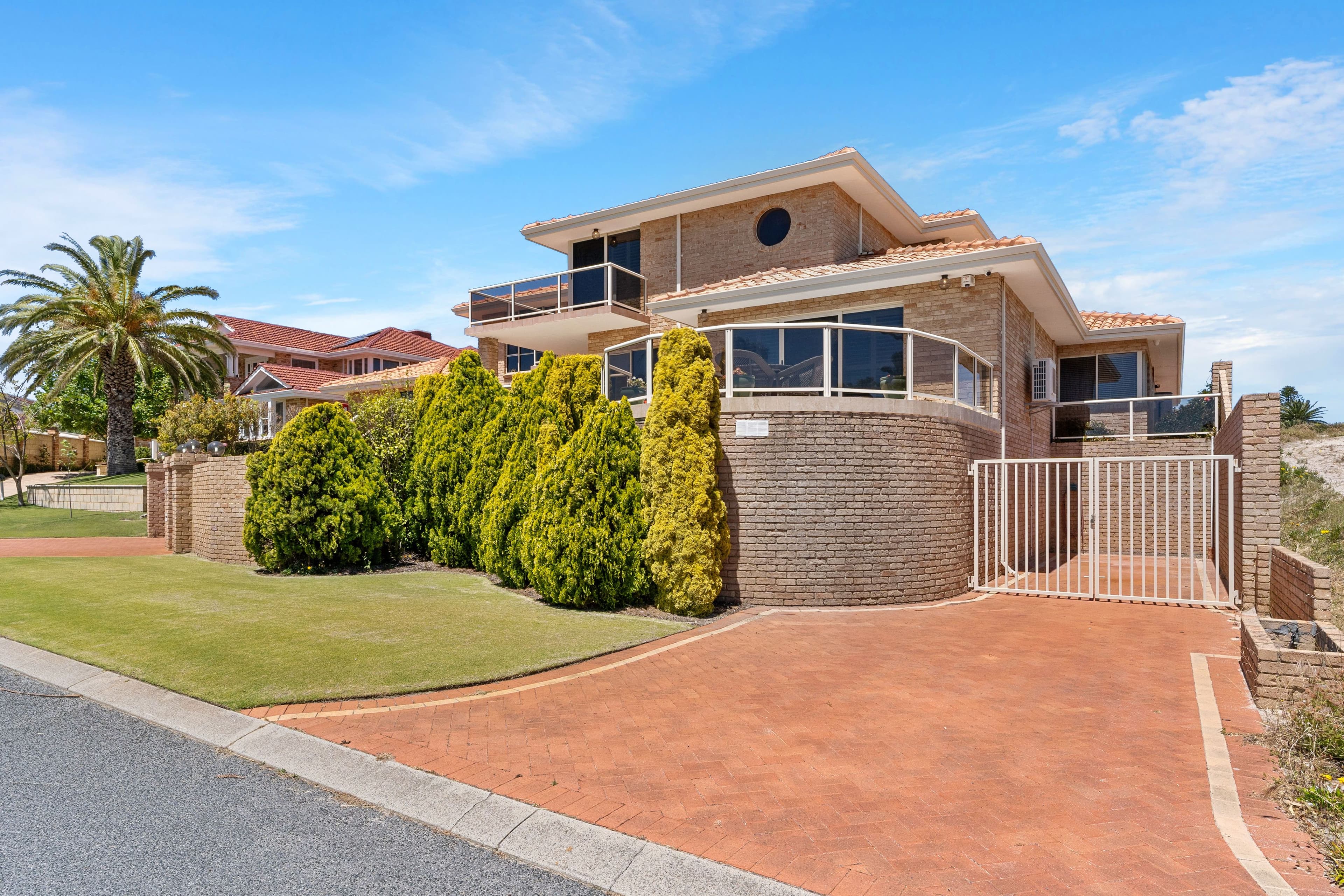 20 Vaucluse Place, Kallaroo WA 6025, Kallaroo - Thumbnail 2