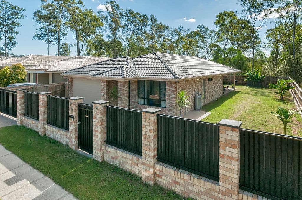 63 Fred Pham Crescent, DOOLANDELLA QLD 4077, Doolandella - Image 1