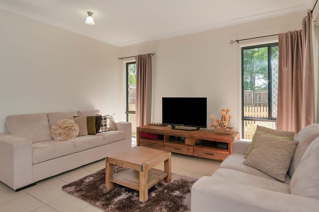 63 Fred Pham Crescent, DOOLANDELLA QLD 4077, Doolandella - Thumbnail 2