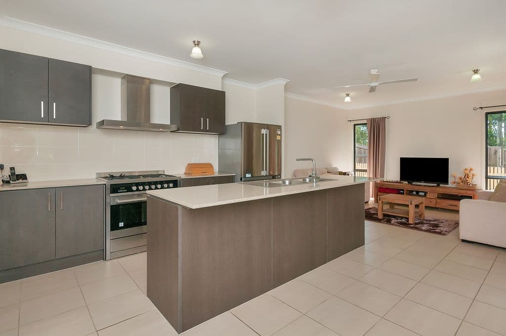 63 Fred Pham Crescent, DOOLANDELLA QLD 4077, Doolandella - Thumbnail 5