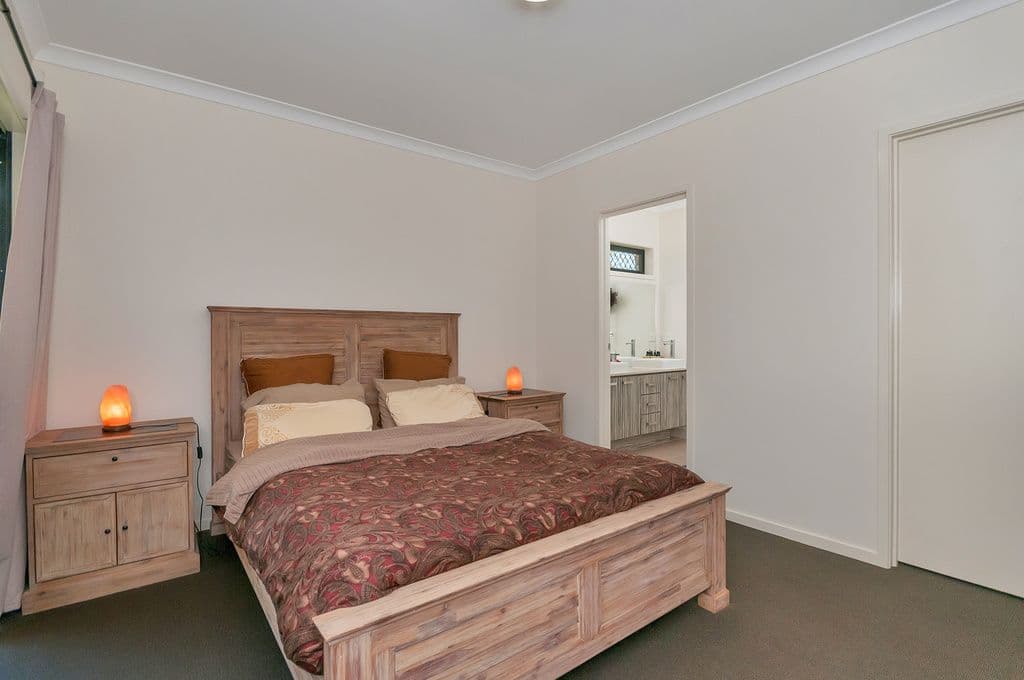 63 Fred Pham Crescent, DOOLANDELLA QLD 4077, Doolandella - Thumbnail 7