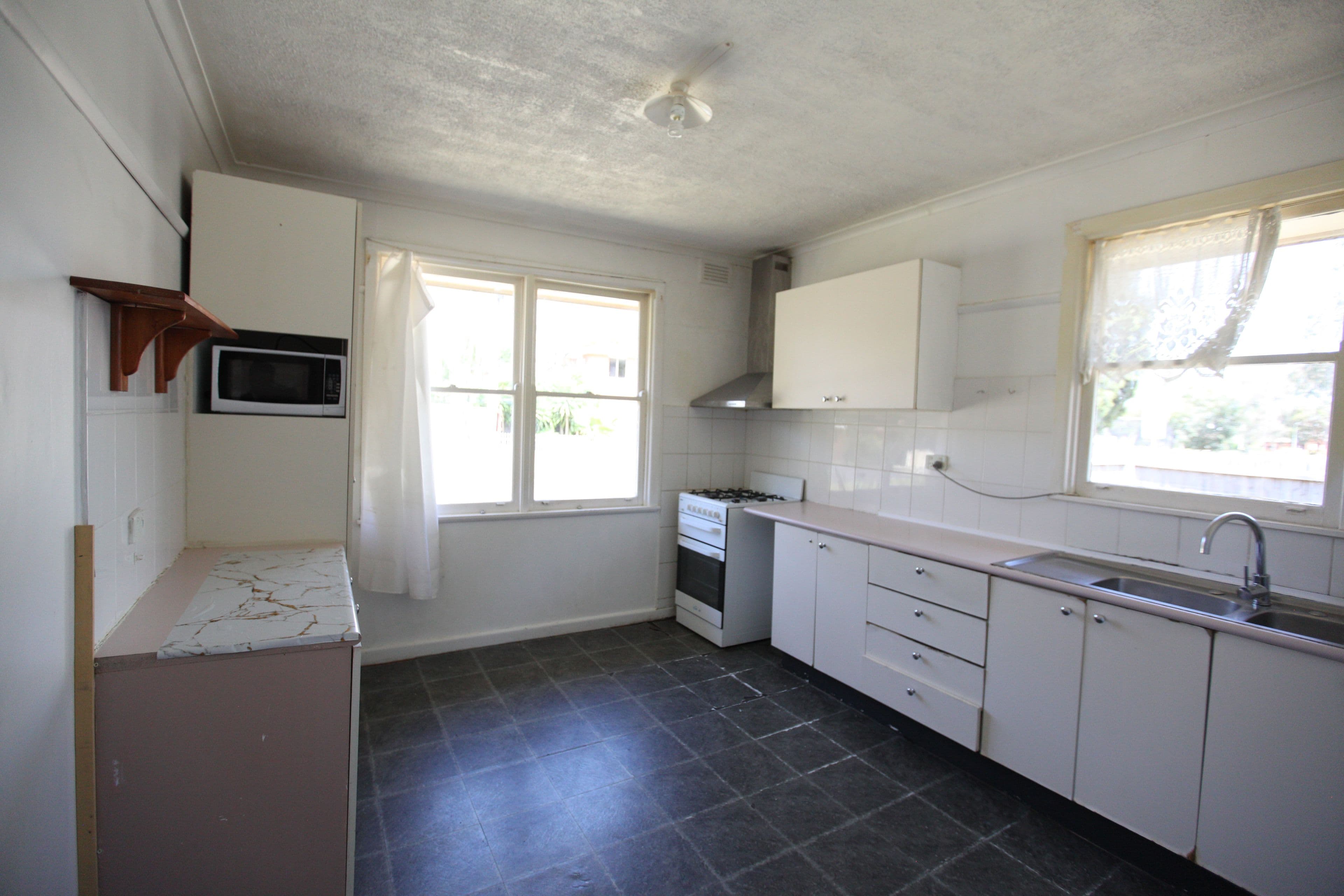 35 Brunei Crescent, Heidelberg West VIC 3081, Heidelberg West - Thumbnail 7