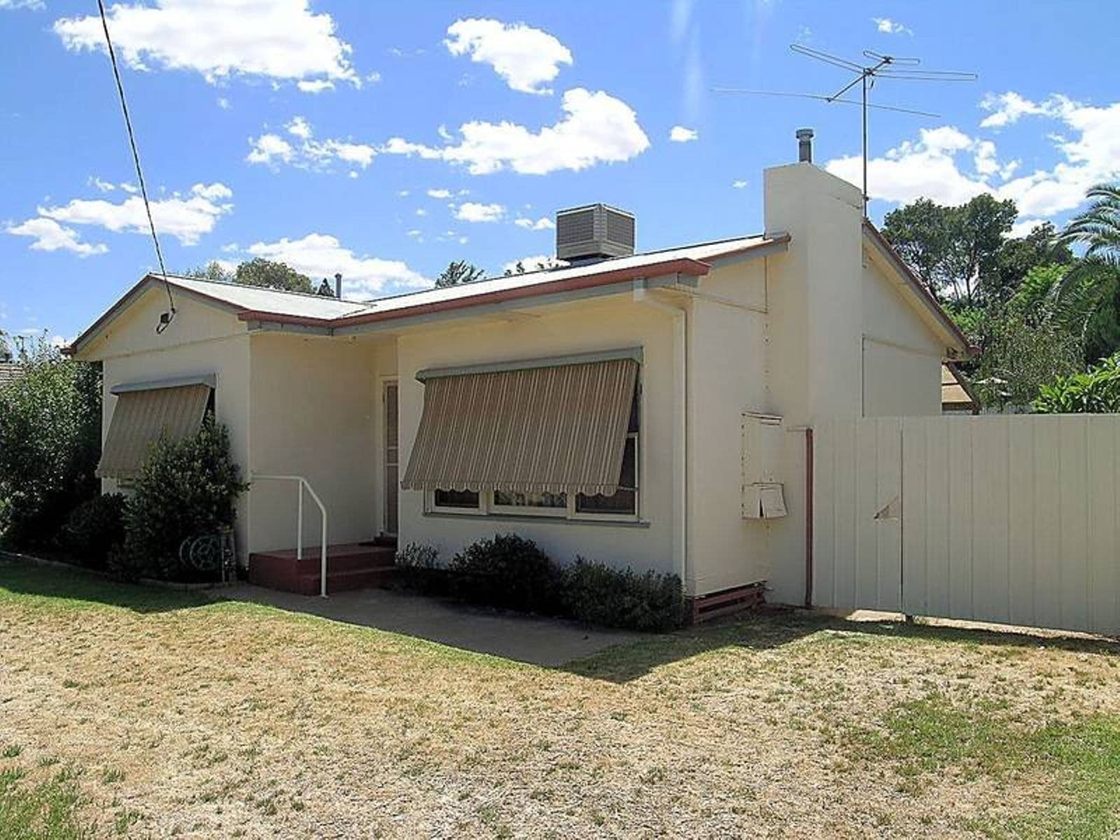 188 Twelfth Street, Mildura - Thumbnail 2