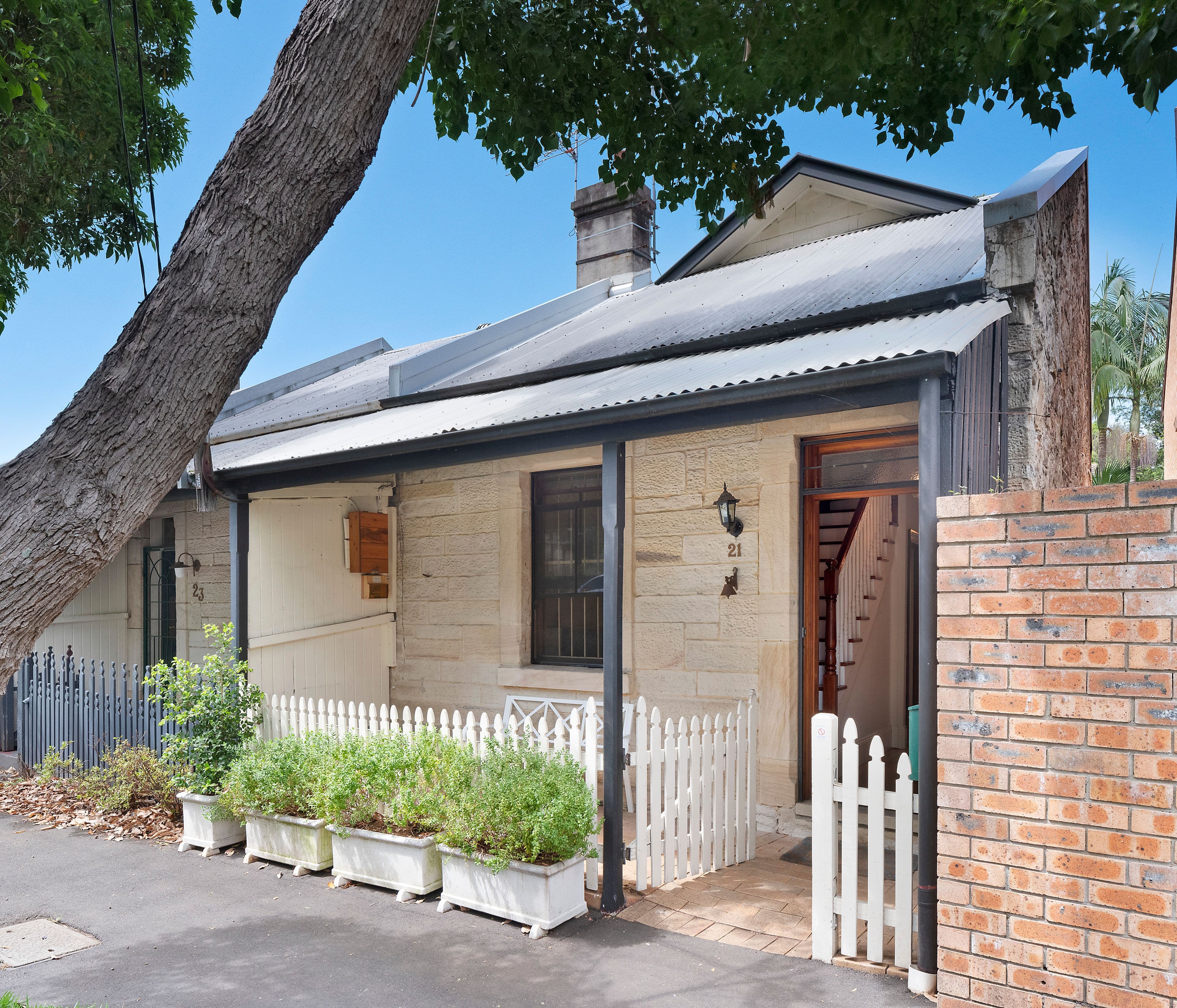 25 Roseberry Street, Balmain - Image 1