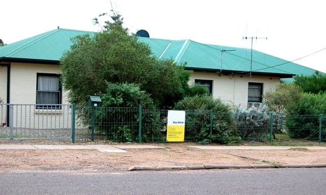 18 Hunter Crescent, PORT AUGUSTA SA 5700, Port Augusta - Thumbnail 2