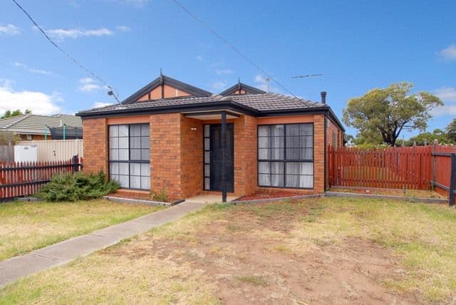 15 Wackett Street, LAVERTON VIC 3028, Laverton - Image 1